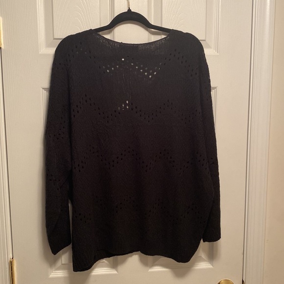 Brand New BloomChic Black Acrylic Sweater…size 22-24 - Picture 2 of 5